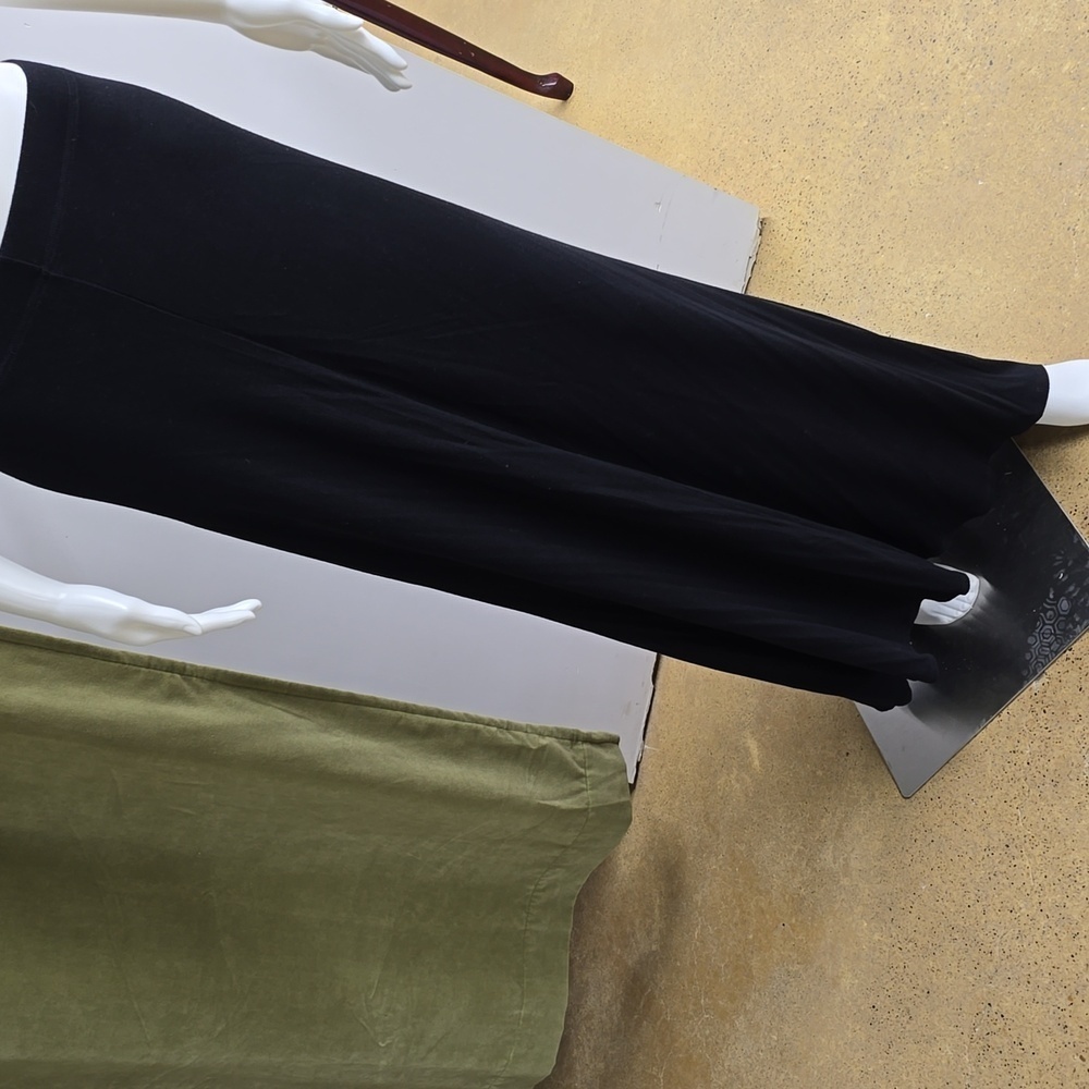 BCBGMAXAZRIA Rayon Spandex Little Black Maxi Skirt Size Large